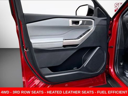 Used 2022 Ford Explorer XLT w/ Equipment Group 202A image 19