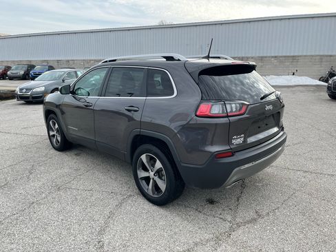 Used 2019 Jeep Cherokee Limited image 5
