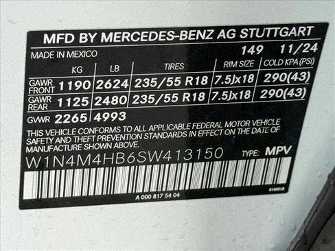 Certified 2025 Mercedes-Benz GLB 250 4MATIC image 23