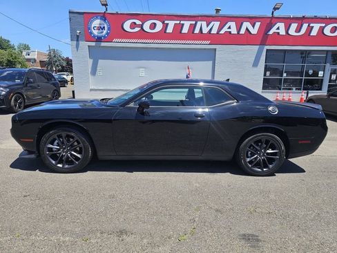 Used 2022 Dodge Challenger GT w/ Plus Package AWD/4WD image 8