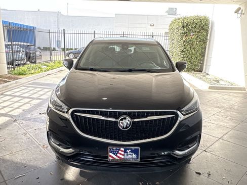 Used 2018 Buick Enclave Premium image 6