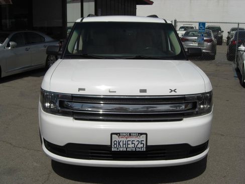 Used 2019 Ford Flex SE FWD image 4