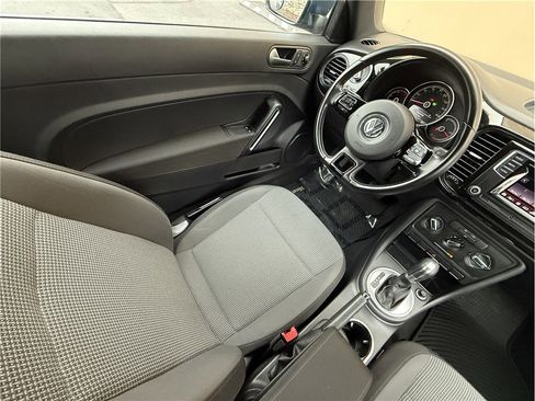 Used 2019 Volkswagen Beetle 2.0T S image 9
