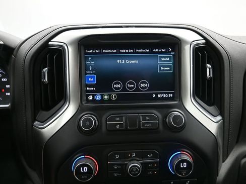 Used 2021 Chevrolet Silverado 1500 LT AWD/4WD image 16