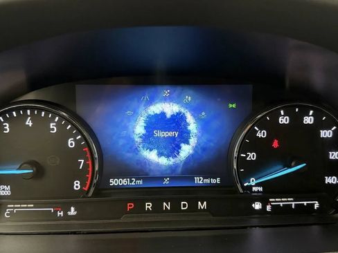 Used 2020 Ford Explorer Limited w/ Class III Trailer Tow Package AWD/4WD image 13