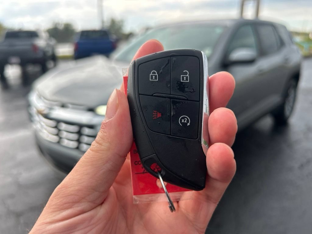 Used 2026 Chevrolet Equinox LT AWD/4WD image 41