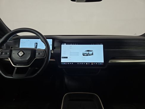 Used 2025 Rivian R1S Adventure AWD/4WD image 27