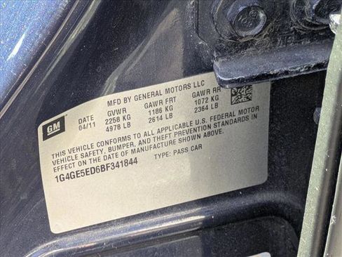 Used 2011 Buick LaCrosse CXS image 15