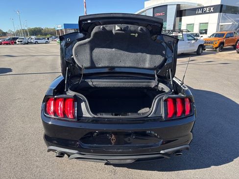 Used 2022 Ford Mustang Premium image 27