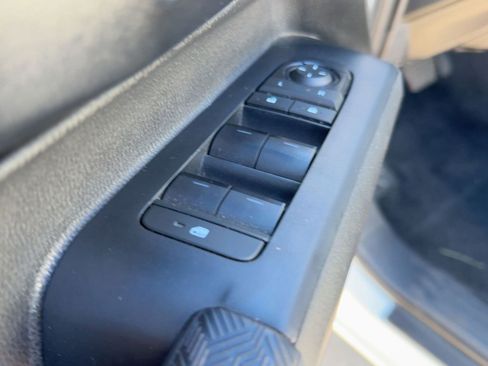 Used 2024 Toyota Tacoma SR5 image 11