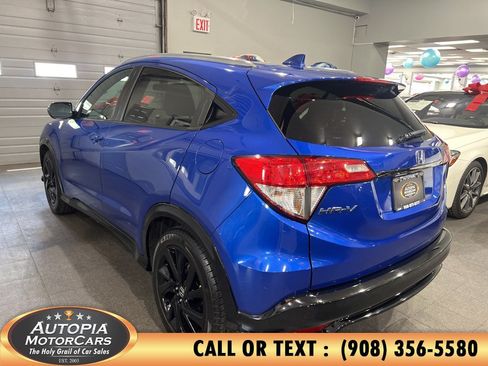 Used 2022 Honda HR-V Sport image 3
