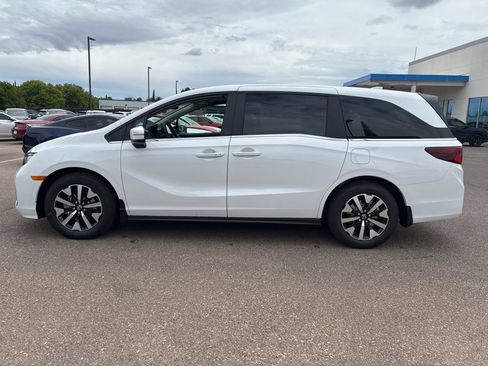 New 2026 Honda Odyssey EX-L image 2