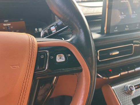 Used 2022 Lincoln Aviator Black Label w/ Dynamic Handling Package image 16