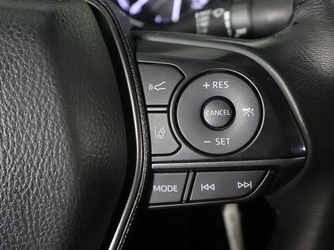 Used 2024 Toyota Camry SE image 36