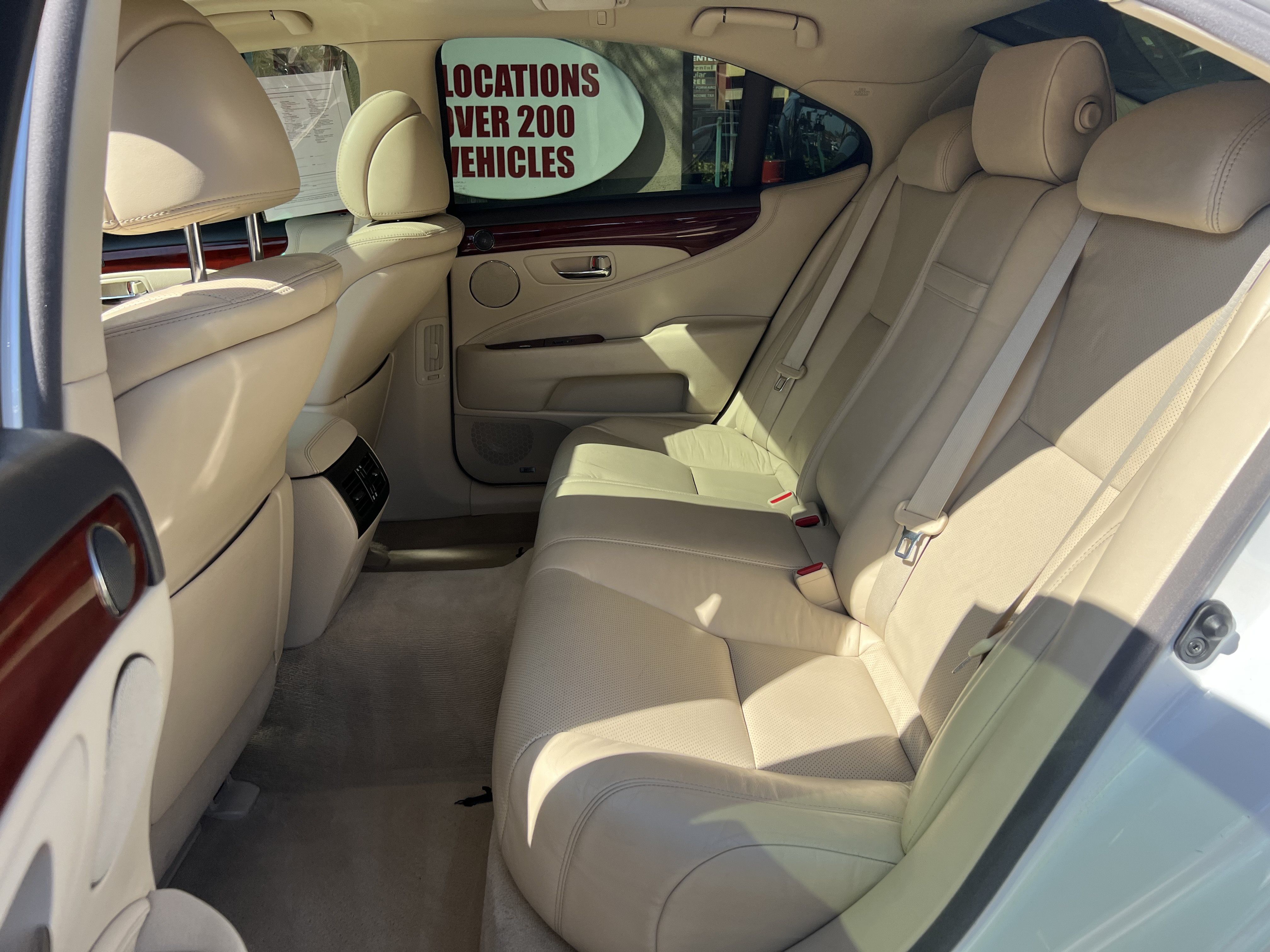 Used 2012 Lexus LS 460 w/ Luxury Value Edition RWD image 19