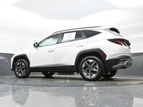 Certified 2025 Hyundai Tucson SEL image 29