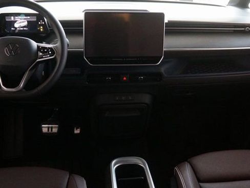 New 2025 Volkswagen ID. Buzz Pro S RWD image 8