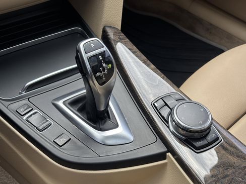 Used 2016 BMW 328i Sedan RWD image 34