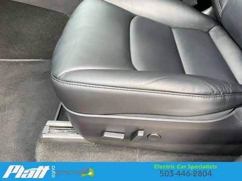 Used 2020 Tesla Model Y Performance image 25