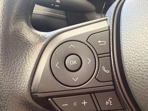 Used 2025 Toyota RAV4 LE AWD/4WD image 21