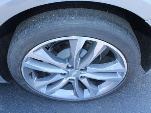 Certified 2023 Chevrolet Malibu LT w/ Driver Confidence Package image 13