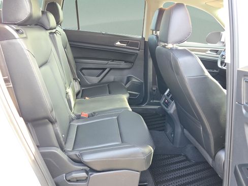 Used 2019 Volkswagen Atlas SE image 18