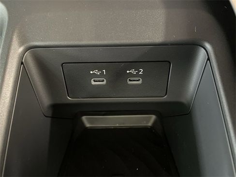 New 2025 Nissan Armada SL w/ Captain's Chari Seat Package image 33