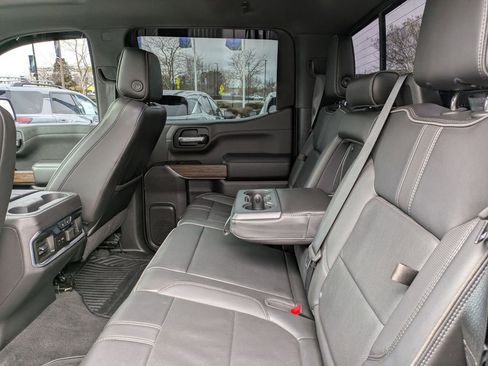 Used 2020 Chevrolet Silverado 1500 High Country w/ Technology Package image 15