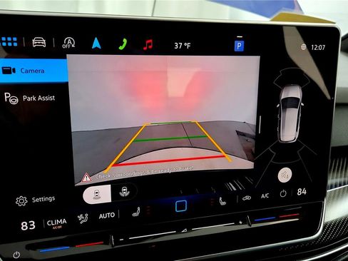 Used 2025 Volkswagen Golf R Black Edition image 21