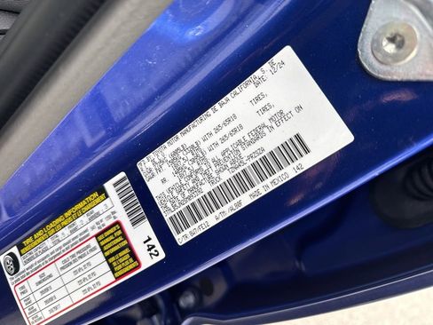 Used 2025 Toyota Tacoma TRD Sport image 35