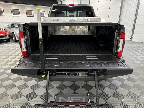 Used 2019 Ford F250 Lariat w/ Lariat Ultimate Package image 47