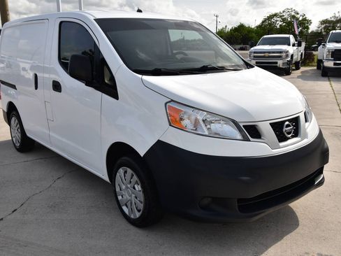 Used 2017 Nissan NV200 S w/ Back Door Glass Package FWD image 1