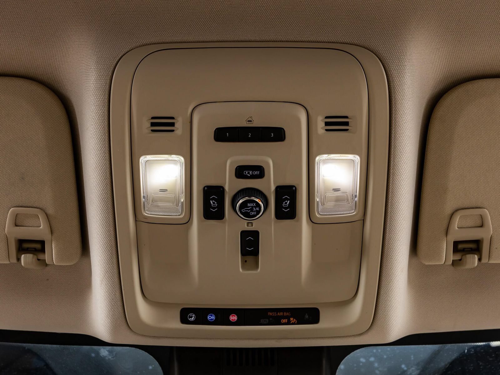 Used 2023 GMC Yukon Denali AWD/4WD image 25