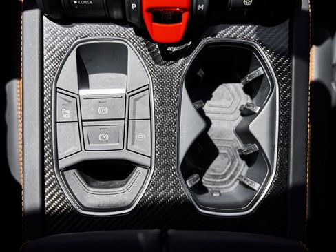 Used 2023 Lamborghini Urus Performante AWD/4WD image 78
