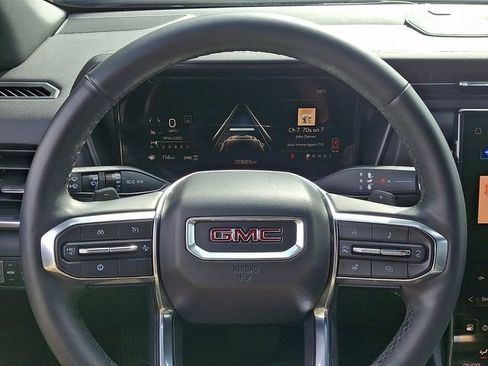 Used 2025 GMC Terrain Elevation image 21