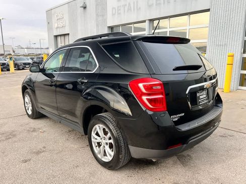 Used 2017 Chevrolet Equinox LT w/ Convenience Package image 4