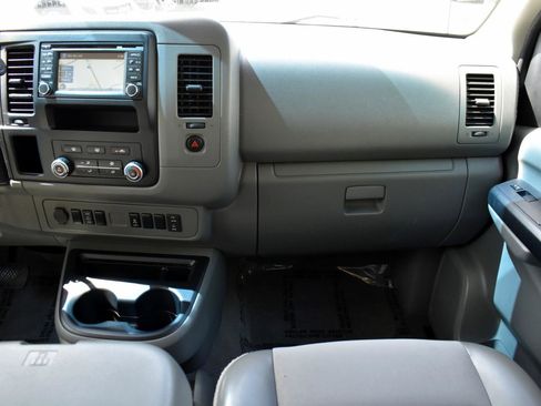 Used 2016 Nissan NV 3500 SV w/ SV Technology Package image 15