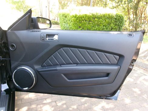 Used 2014 Ford Mustang GT Premium w/ GT Track Package image 18