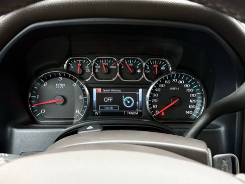 Used 2015 Chevrolet Silverado 1500 LTZ AWD/4WD image 39