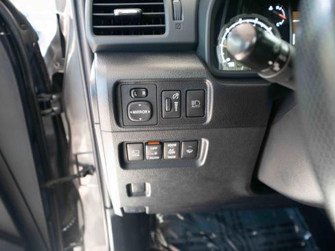 Used 2023 Toyota 4Runner Limited image 11