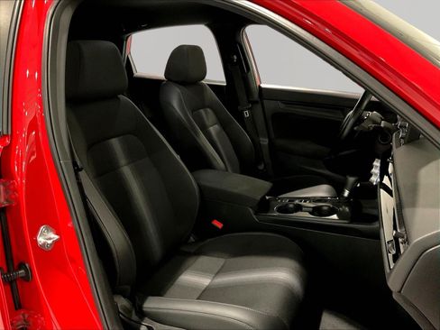 Used 2025 Honda Civic Sport image 27