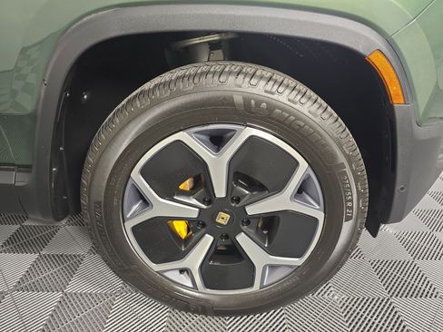 Used 2023 Rivian R1S Adventure image 11