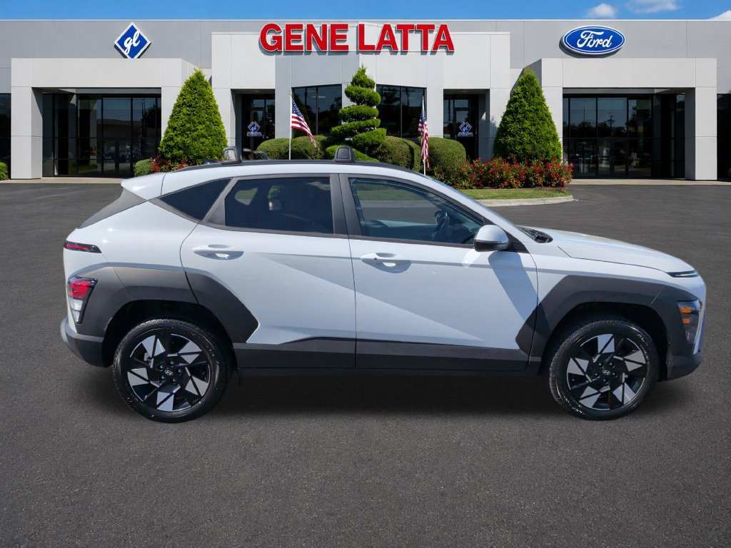 Used 2024 Hyundai Kona SEL AWD/4WD image 9