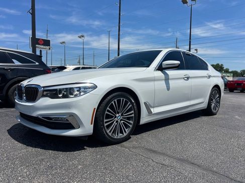 Used 2017 BMW 530i RWD image 14