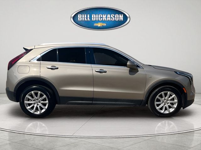 Used 2023 Cadillac XT4 Luxury w/ Cold Weather Package FWD image 10