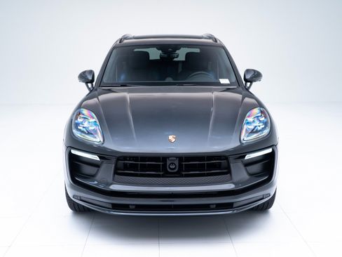 Used 2026 Porsche Macan AWD/4WD image 6