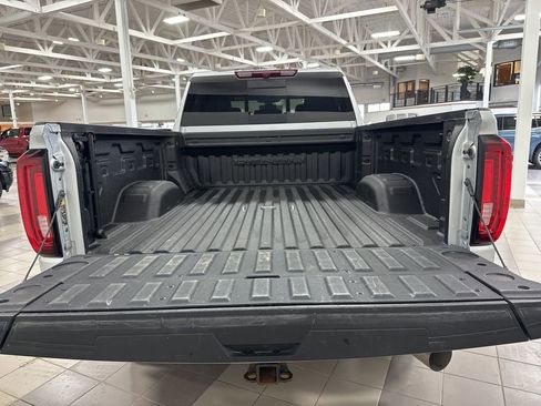 Used 2022 GMC Sierra 3500 Denali image 5