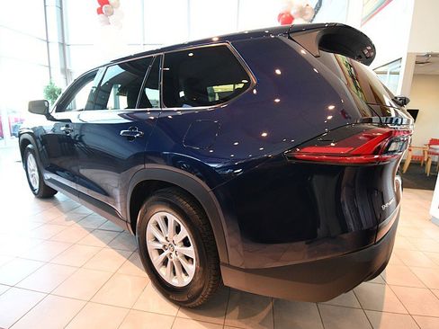 New 2026 Toyota Grand Highlander AWD Hybrid image 4