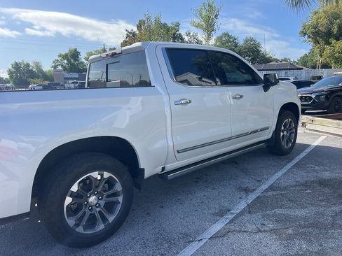 Used 2023 Chevrolet Silverado 1500 High Country w/ Technology Package image 9