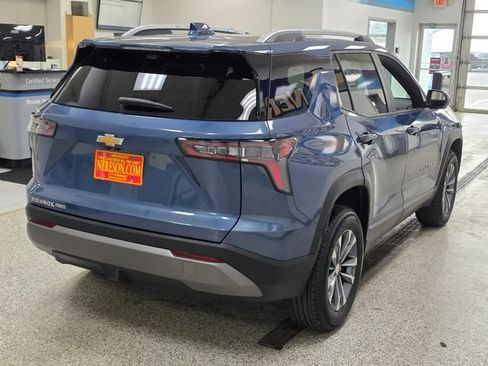 Used 2025 Chevrolet Equinox LT w/ Convenience Package II AWD/4WD image 7